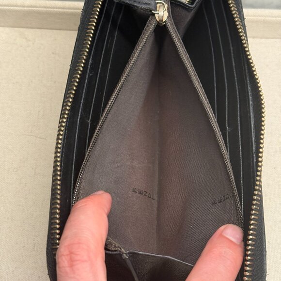 Fendi "Tabacco & Nero" Zip Around Long Wallet - Picture 8 of 8